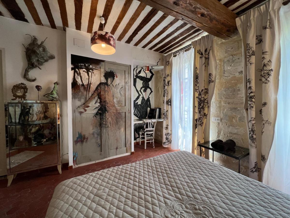 Le Regardeur Bed and Breakfast Saint-Rémy-de-Provence Esterno foto