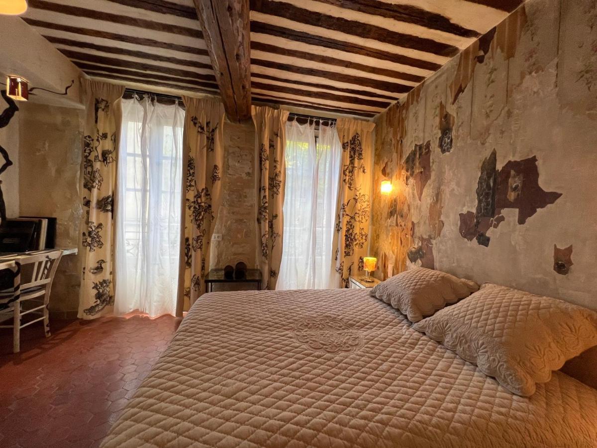 Le Regardeur Bed and Breakfast Saint-Rémy-de-Provence Esterno foto