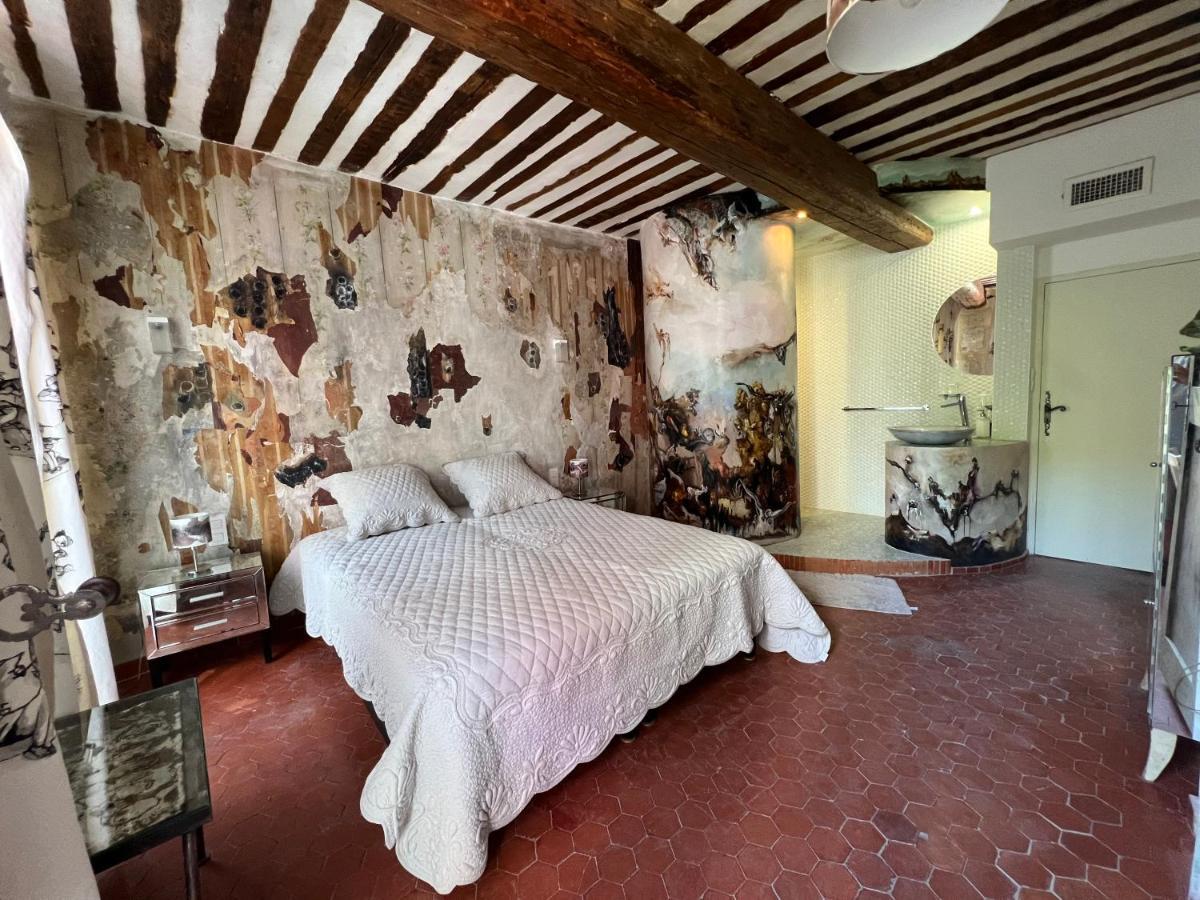 Le Regardeur Bed and Breakfast Saint-Rémy-de-Provence Esterno foto